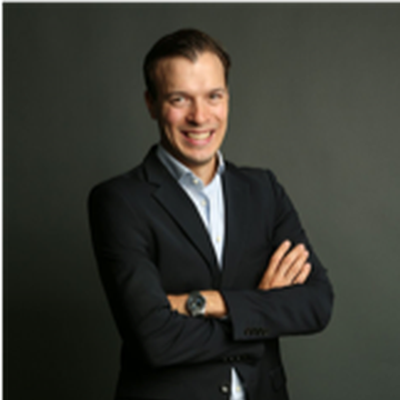 Dr. Niels van de Roemer